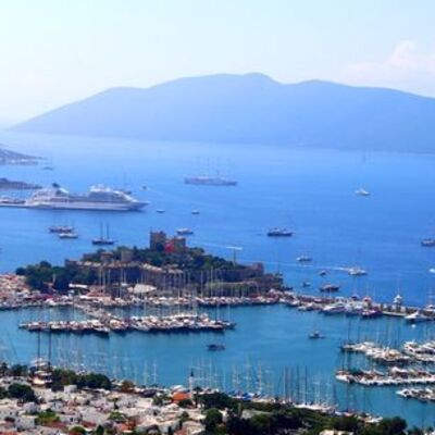 İngilizler 3 yıl sonra yeniden Bodrum'da