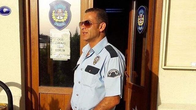 Polis memuru silahını temizlerken arkadaşını vurdu