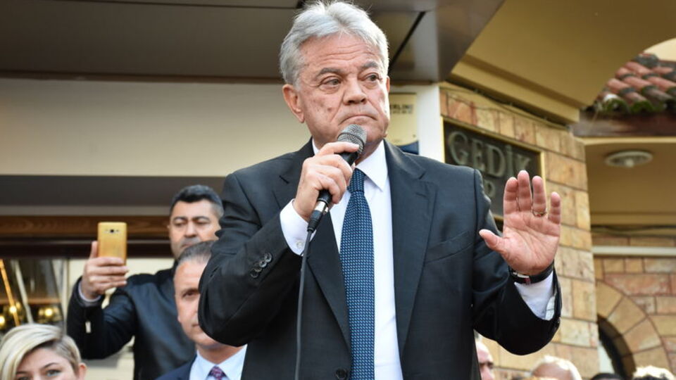 "Genel merkeze ders vermek boynumuzun borcu"