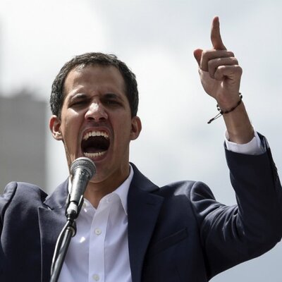 Guaido'dan darbe açıklaması: Maduro'yu devirebilmek için askerlerle görüşüyorum