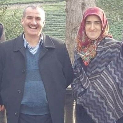 Eşiyle motosiklette gidiyordu, yola gerilen çelik halat...