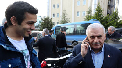Binali Yıldırım'dan telefon sürprizi