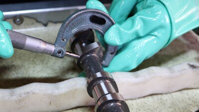 Dünya Çin'den alıyor, Türkler Çin'e satıyor