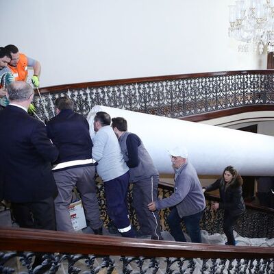 Türkiye’nin en büyük oryantalist tablosu böyle taşındı!