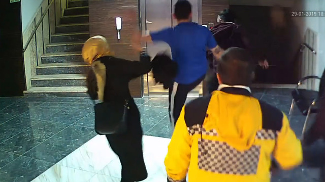 Pansuman için gittiği hastaneyi birbirine kattı