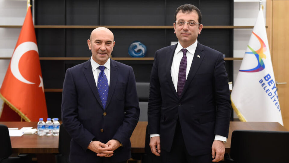 İmamoğlu'ndan CHP'nin İzmir adayı Soyer'e destek ziyareti