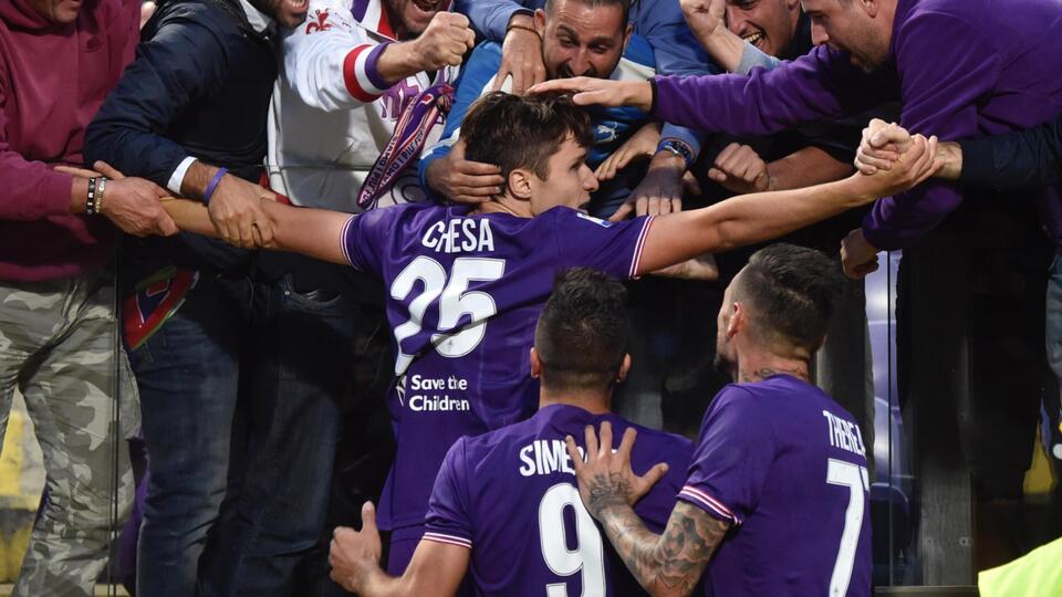 Fiorentina, Roma'ya gol oldu yağdı!