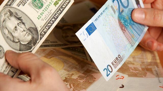 Dolar, TCMB ve Fed'le düştü