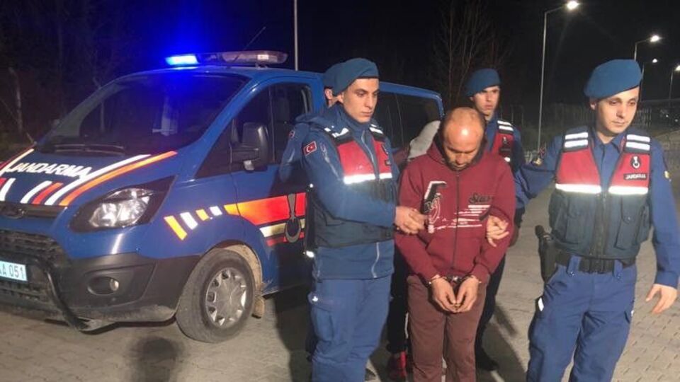 Hırsızlığın böylesi! "Pes!" dedirttiler! İki şüpheli tutuklandı!