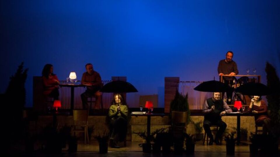 'Aşk Dizeleri' İş Sanat'ta