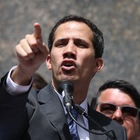Guaido: Maduro'yu devirmek için ordu ile gizli görüşmeler yaptık!