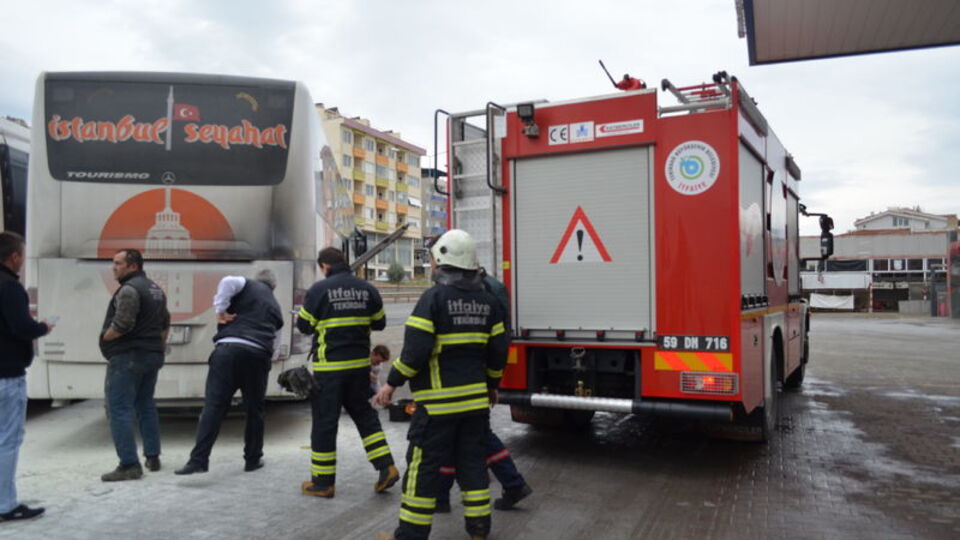 Yolcu otobüsünde korkutan yangın!