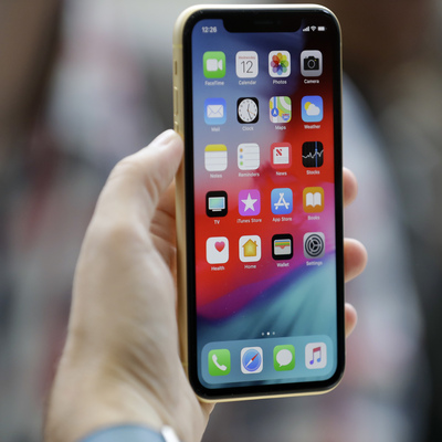 Satışları ve kârı düşen Apple, bu çeyrekten de umutlu değil!