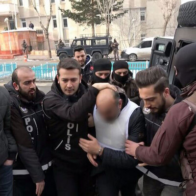 Polisi bile şaşırtan haberleşme ağı!