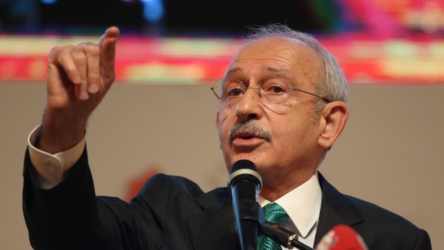 CHP'de gözler PM'de