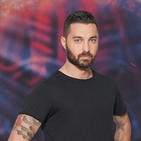 Toni Stavratis kimdir?