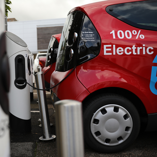 O ülkede satılan her 2 araçtan 1'i elektrikli oldu!
