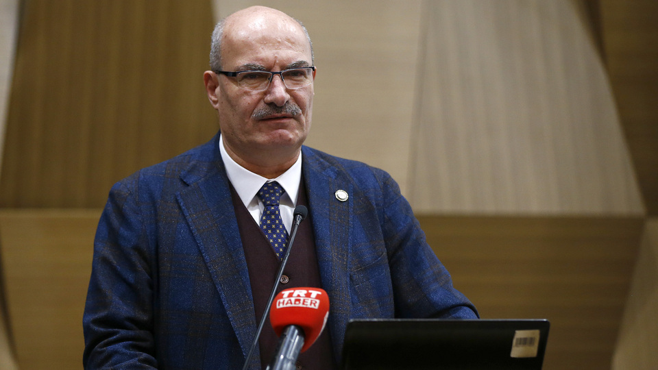 "Stratejik alanlarda yerli üretim artırılmalı"