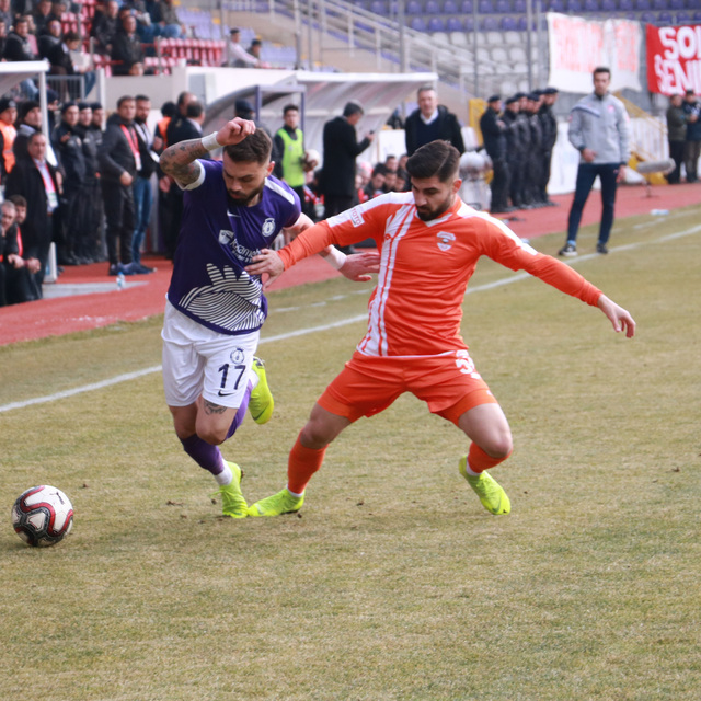 Adanaspor, Afyon'da şov yaptı!