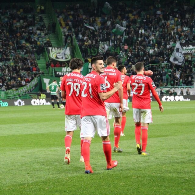 Benfica, Sporting'i 4'ledi!