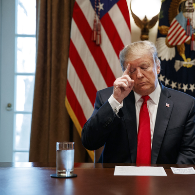 Trump'tan Venezuela'ya askeri müdahale açıklaması!