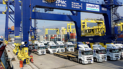 Netlog, yurt dışı satın almalar için 3 şirketle görüşme halinde