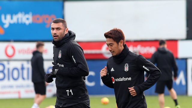 Yeni Kartal'lar imzalıyor