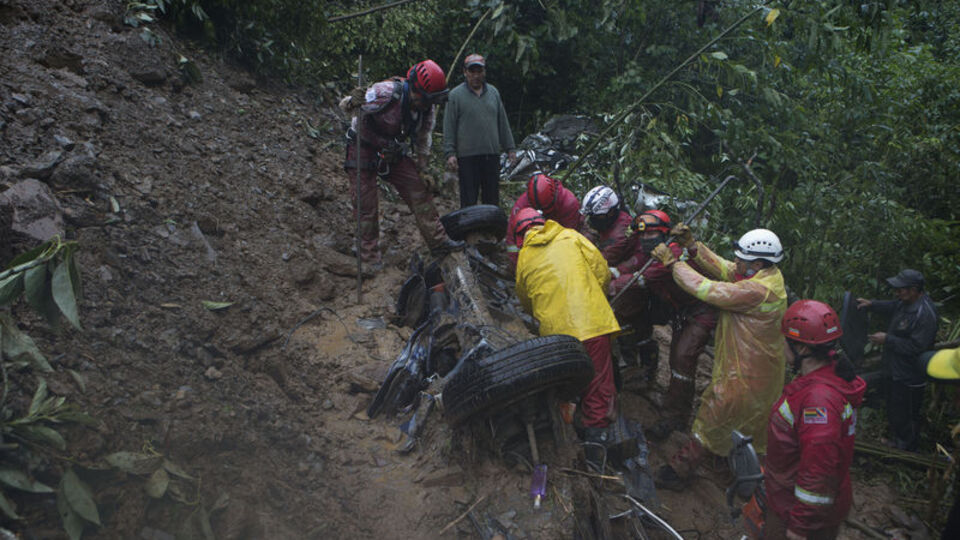 Bolivya'daki toprak kayması! Ölü sayısı 16'ya çıktı