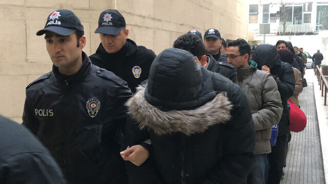 Jandarma ve MİT'ten mahrem asker operasyonu