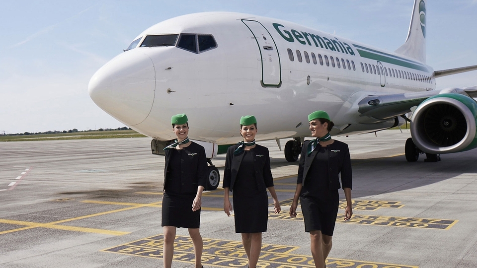 Alman hava yolu şirketi iflas etti