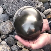 Sahilde yürürken şans eseri buldu!