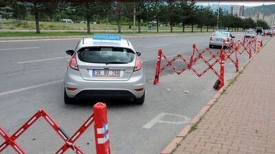 Ehliyet sınavlarında sürücü adayları "geri park"ta sınıfta kaldı