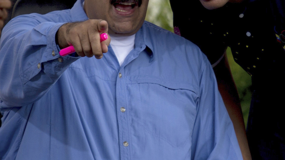 Maduro'dan insani yardım tepkisi: Kimsenin dilencisi değiliz