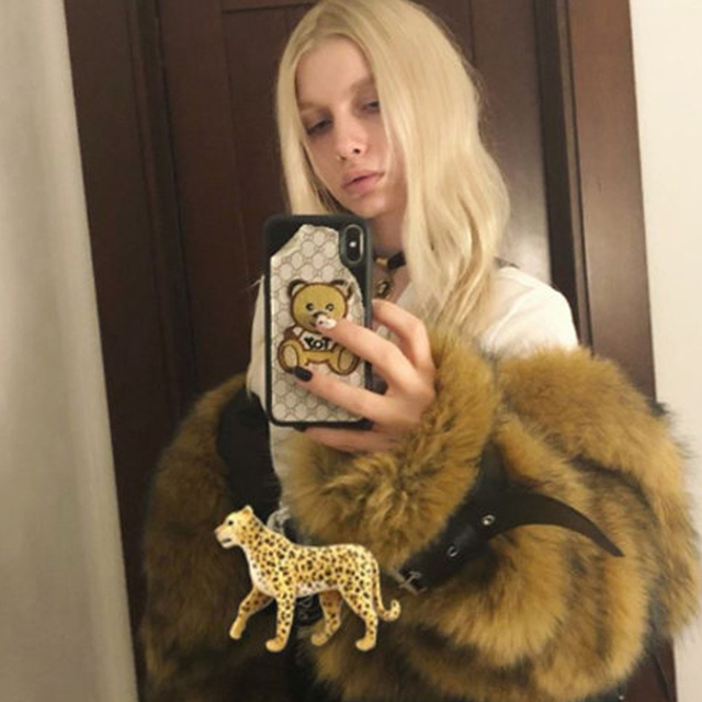 Ünlü modelden olay yorum