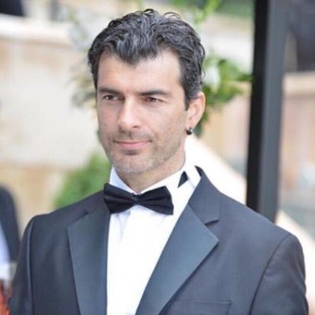 Özgür Özberk kimdir?
