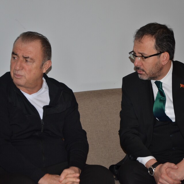 Bakan Kasapoğlu'ndan Fatih Terim'e taziye ziyareti