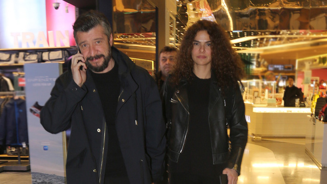 Romantik akşam yemeği