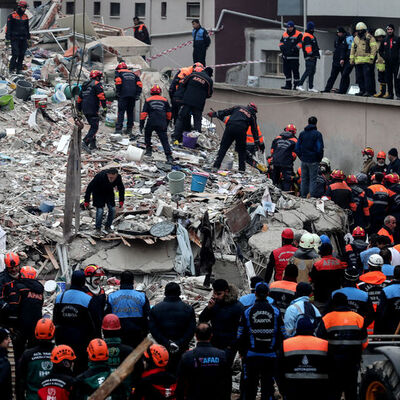 Kartal'da çöken binada hayatını kaybedenlerin sayısı 11'e yükseldi