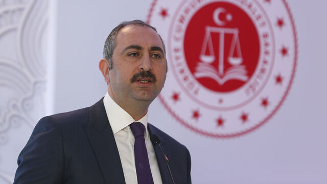 Gül: FETÖ elebaşının iadesi için arkadaşlarımız ABD'de