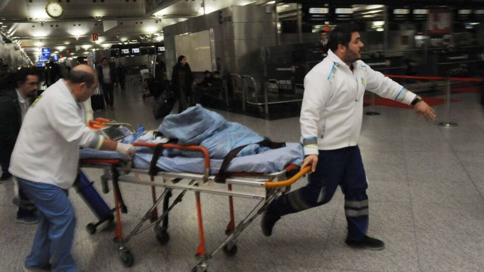 Atatürk Havalimanı'nda acı olaya tanık oldular!