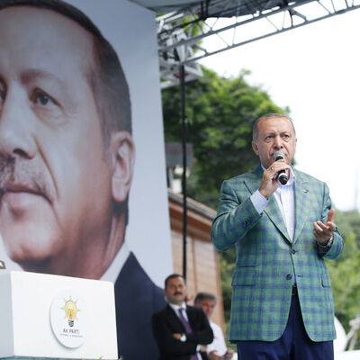 Cumhurbaşkanı Erdoğan: Vatanımıza uzanan elleri kırarız