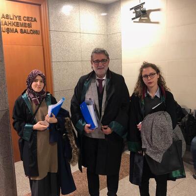 Duruşma salonunu karıştıran olay!