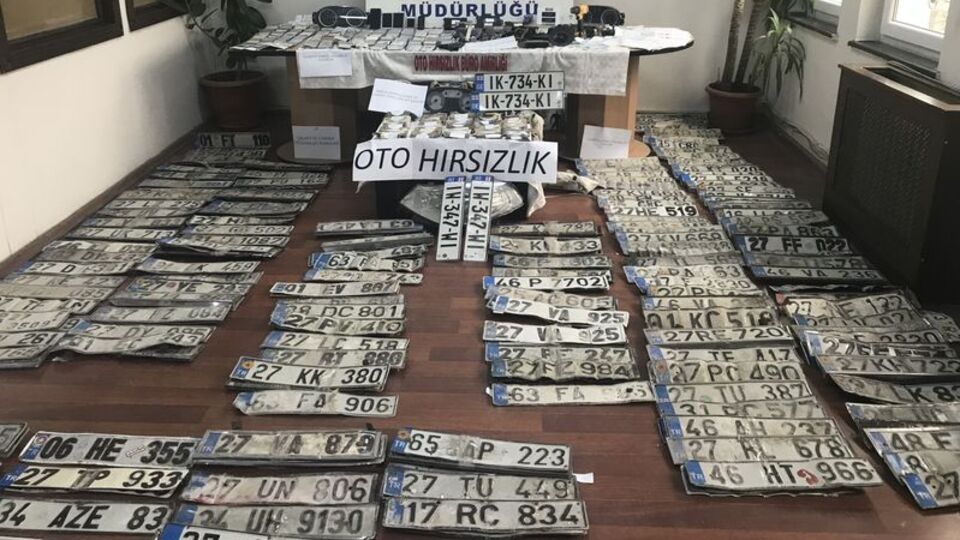 5 aylık takiple çökertildi! 8 yılda 305 lüks araca 'change'