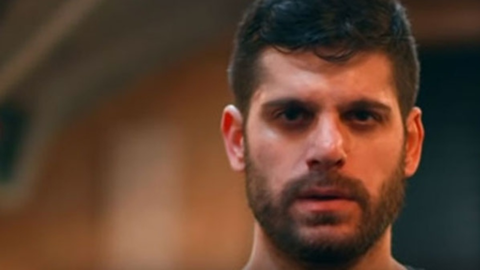 Survivor Bora Edin kimdir!