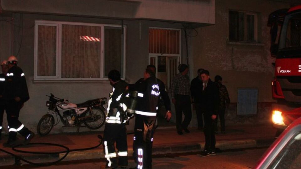 Şofben kablolarından çıkan yangın panik yarattı