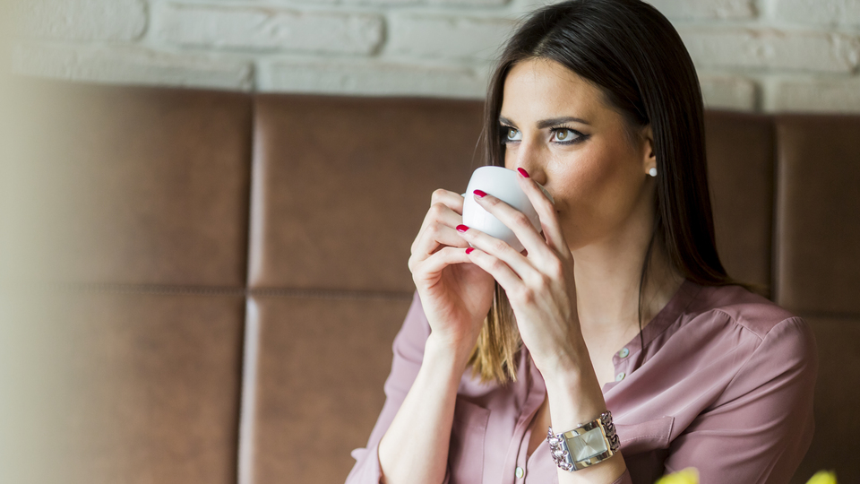Sigarayı bırakacaklara karanfil-melisa çayı önerisi!