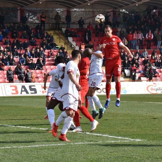 Balıkesirspor, Elazığ'ı avladı!