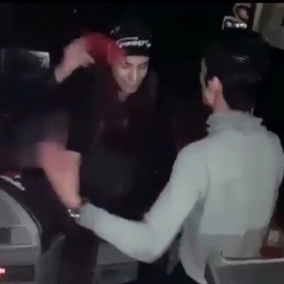 Ölüme böyle gittiler! Şarkı söyleyip, alkış tutarken...