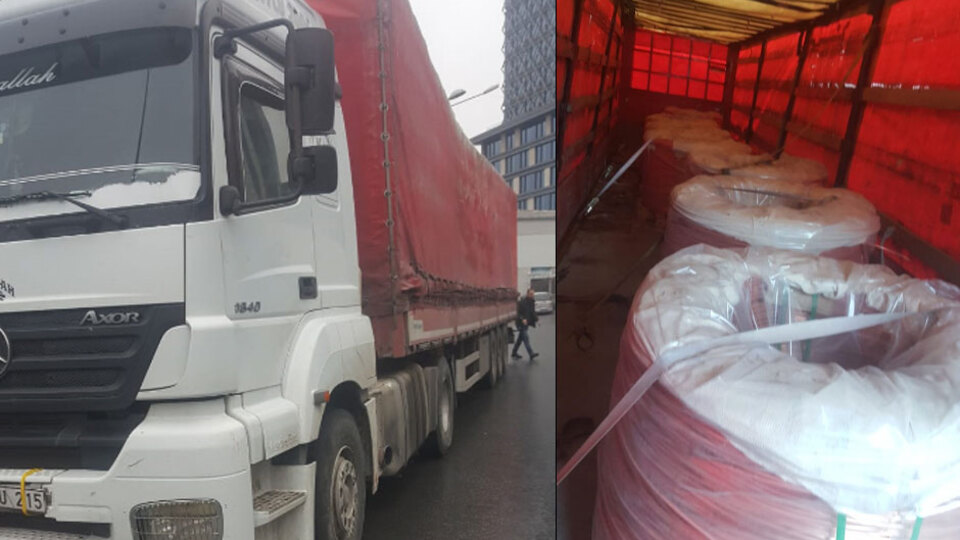 Tesadüfen gördüler! TIR'ın kapakları açıldı, polis hemen anladı