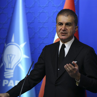 AK Parti Sözcüsü Ömer Çelik: Bıçak kemiğe dayandı